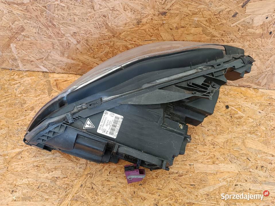 LAMPA PRAWY PRZÓD REFLEKTOR EU A2188201659 wielkopolskie Nowy Tomyśl