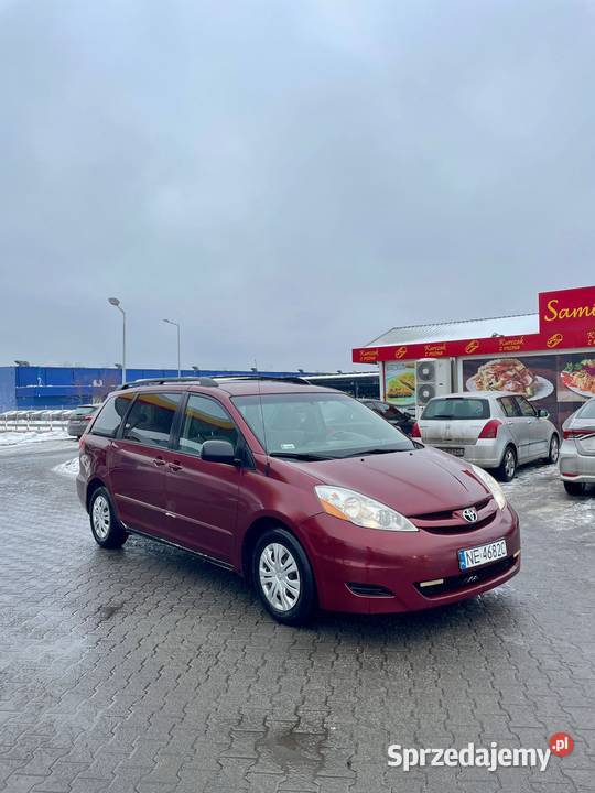 Toyota Sienna 35 Gaz 7 osób OC i PT na Sienna Warszawa