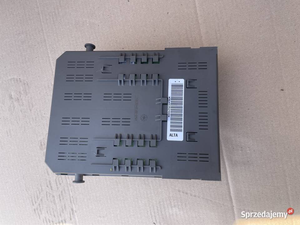 Skrzynka bsi 9645352980 citroen c5 0107 Rok produkcji 2005 Części samochodowe Szczecin