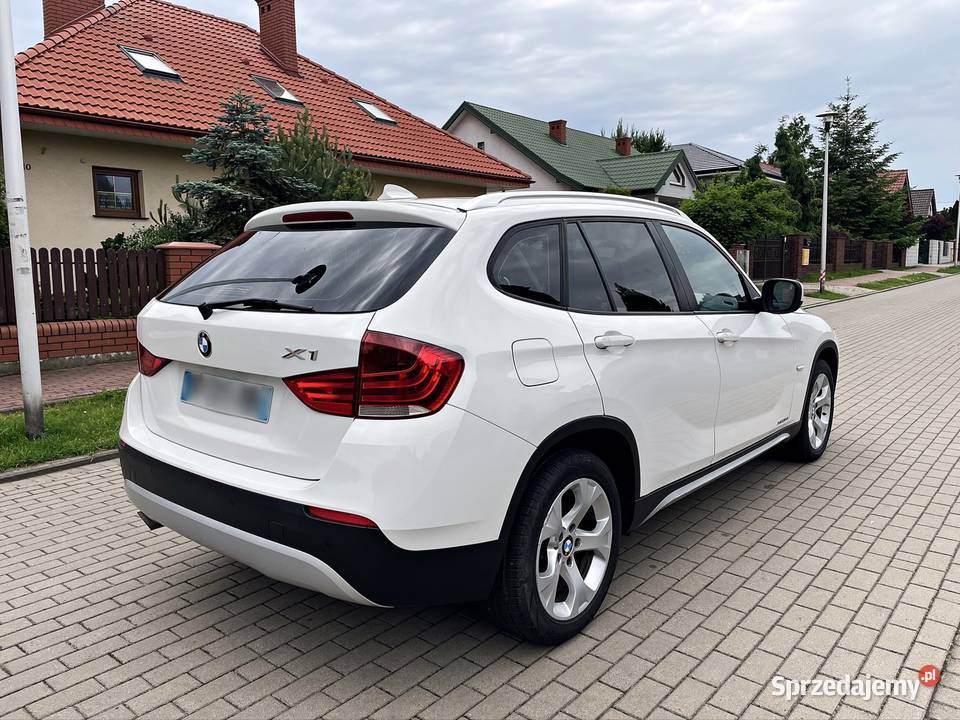 BMW X1 E84 20d 143 xDrive automat navi panorama Turek sprzedam