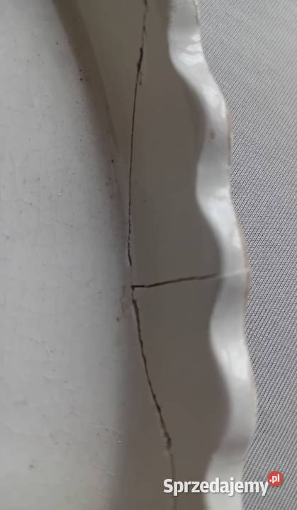 Ręcznie malowana fajansowa patera na stopie ZF