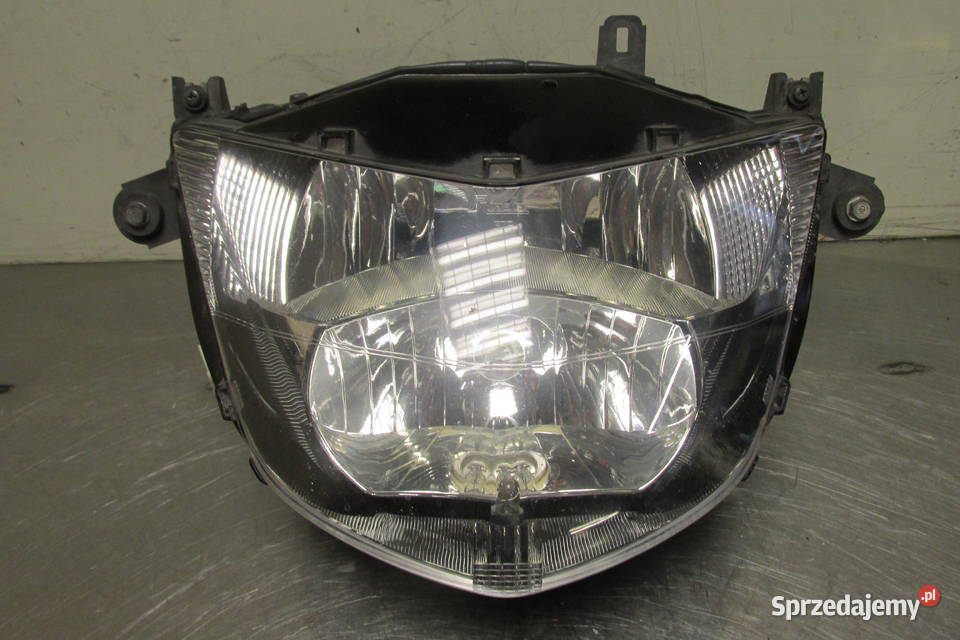 Przednia lampa Honda NTV 700 07r Sandomierz