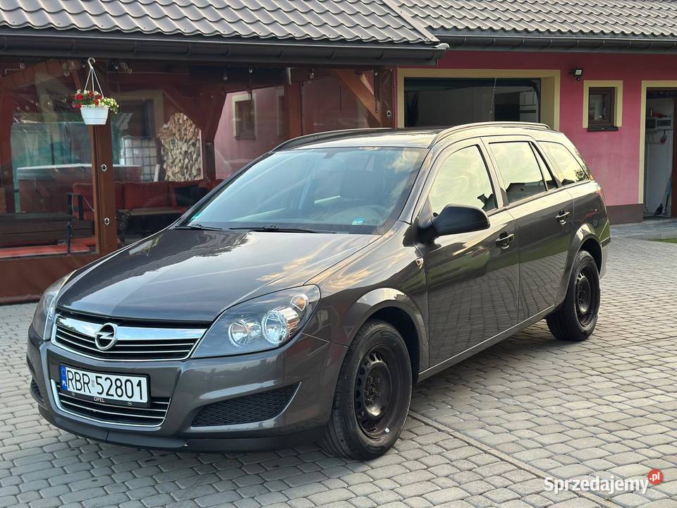 Opel Astra H Kombi 200910 LIFT 16 Benzyna 115 1598cm3 Haczów