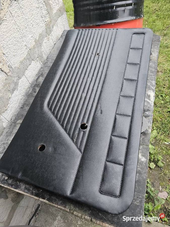 Boczek drzwi obicie Fiat 125p