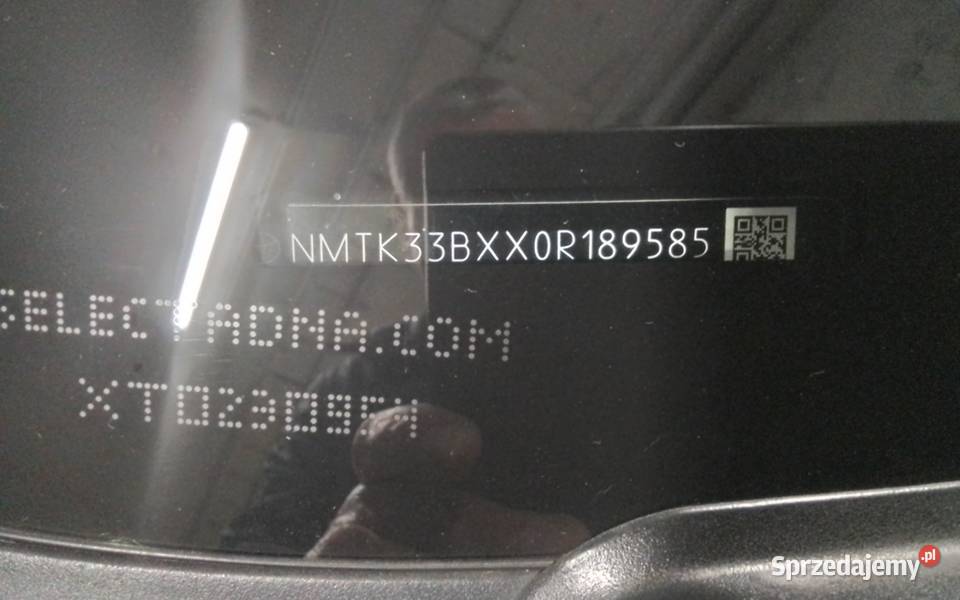 Sprzedam Toyotę CHR z 2022 r Stan idealny Niski asystent pasa ruchu C-HR mazowieckie Warszawa