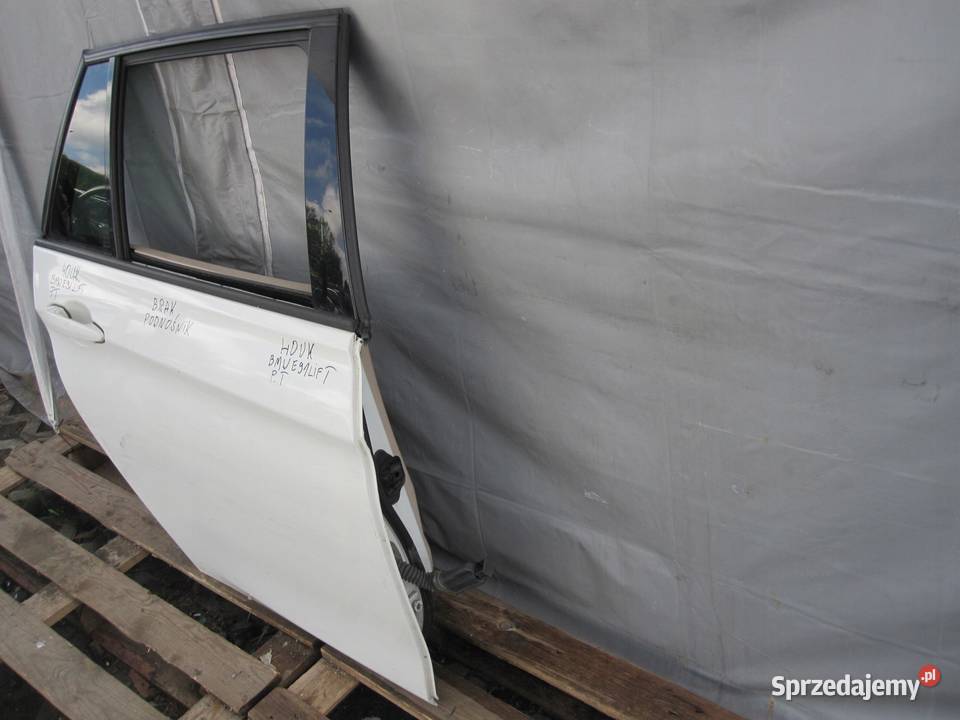 BMW F31 12r drzwi prawe tył Drzwi