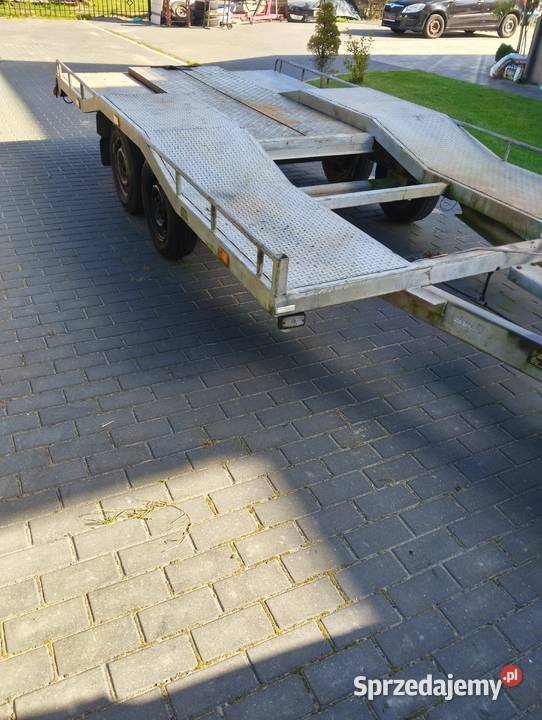 Sprzedam Laweta 2000 dmc Motoryzacja Lubasz