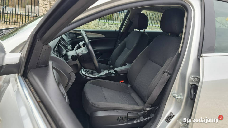 Opel Insignia 14T 140 LiftBack Niski Przebieg kurtyny powietrzne Chmielnik sprzedam