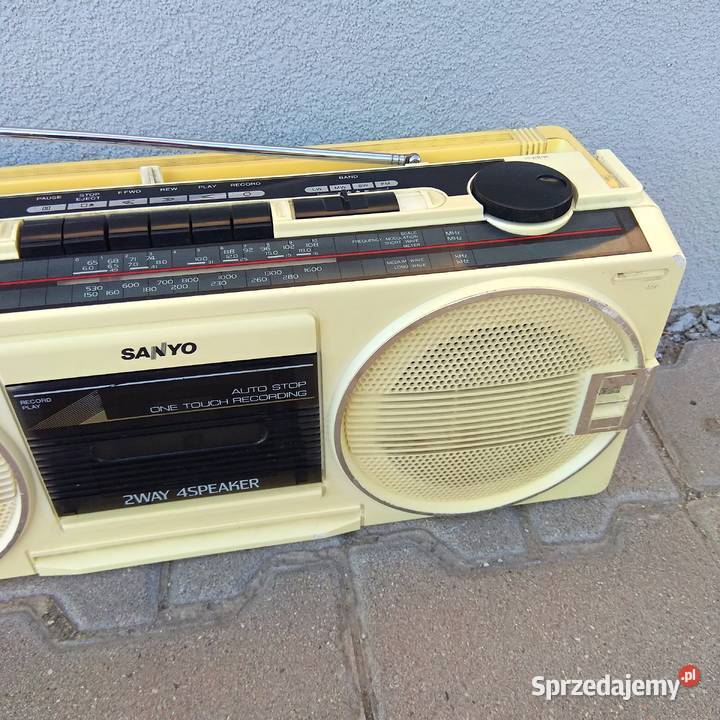 Sanyo M9709LO Radiomagnetofon Japan 4głosniki Świebodzice