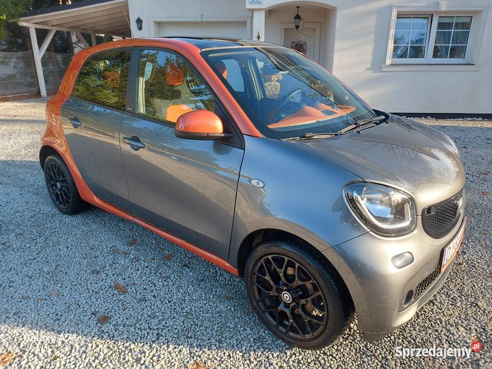 Smart Forfour EDITION 1NAVIGACJAgrzane fotelealu reflektory ksenonowe