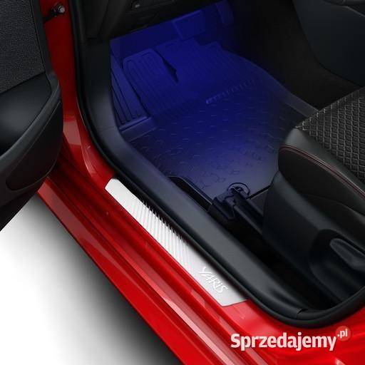 TOYOTA Yaris Oryginalne dywaniki gumowe komplet dolnośląskie Kąty Wrocławskie