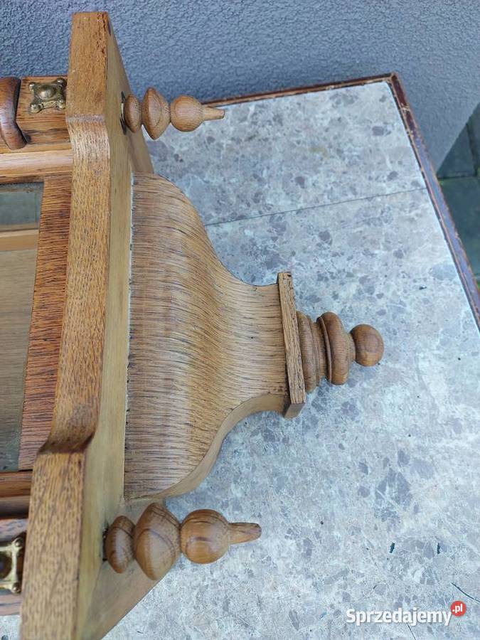 Szafka witrynka kapliczka ze skrzyni starego Antyki Antyki Tczew