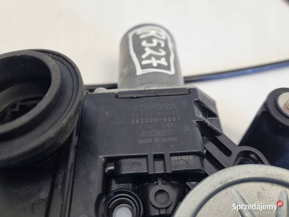 Toyota Yaris IV PODNOŚNIK SZYBY Silniczek PRAWY Rudka