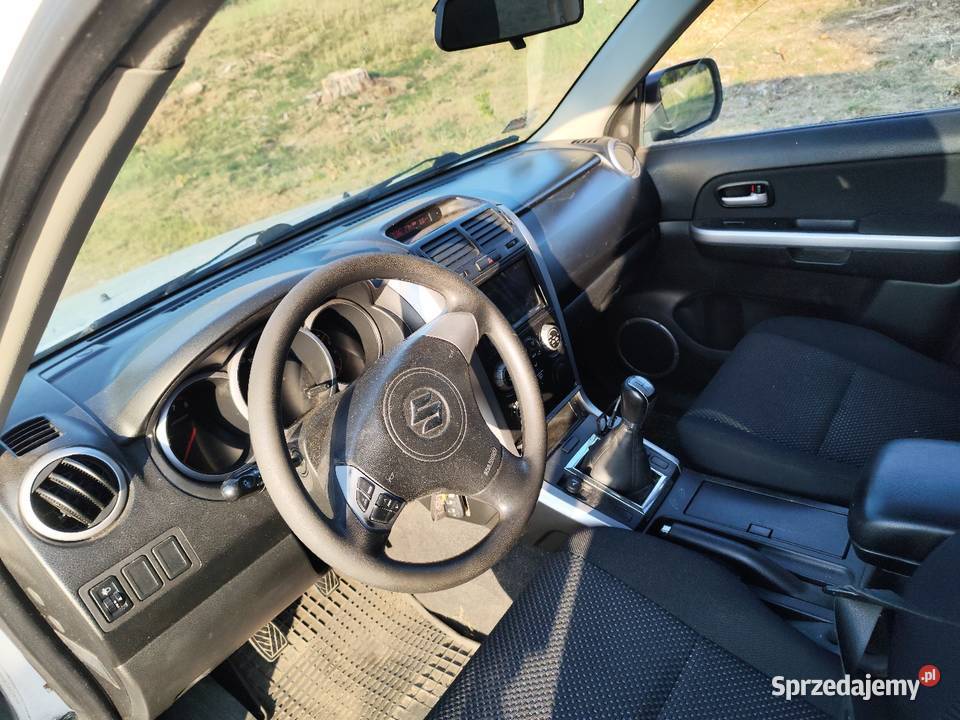 Suzuki grand Vitara 2 4x4 2007 20 B sprawna benzyna Stargard sprzedam