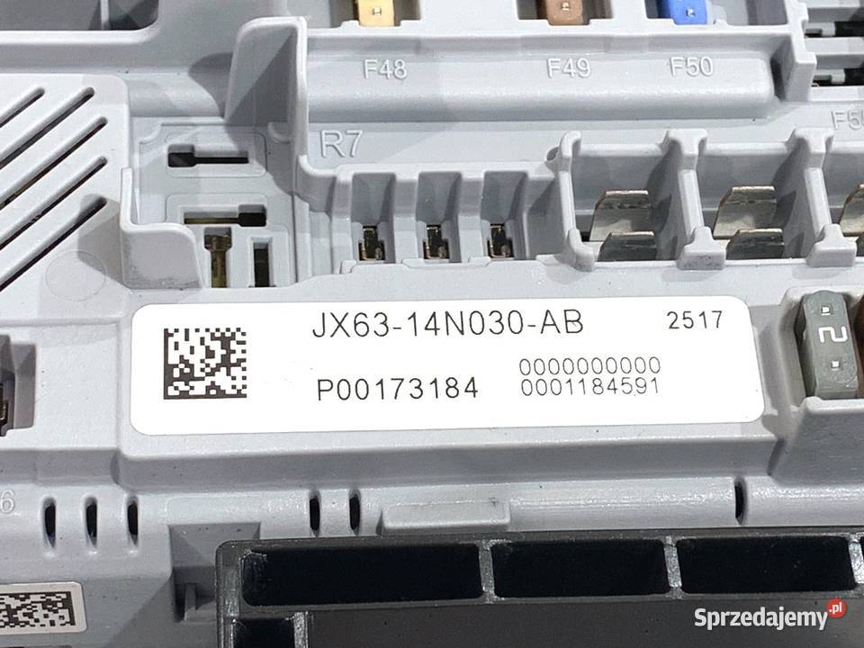 SKRZYNKA BEZPIECZNIKÓW JAGUAR XF II JX6314N030AB