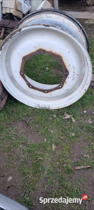 Felgi Koła r30 NH T7 HollandZetor w15lx30 Pozostałe dolnośląskie Złotoryja