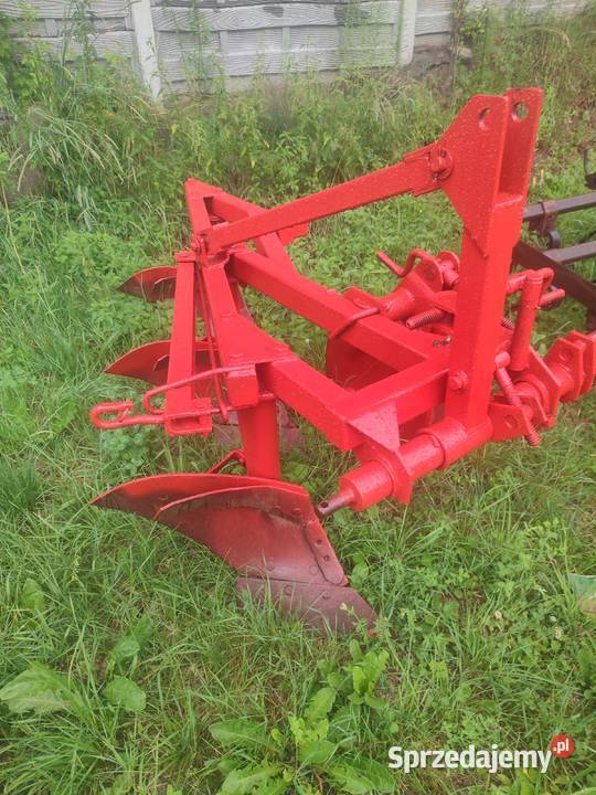 Pług 3 skibowy Grudziądz nieuszkodzony Gapowo