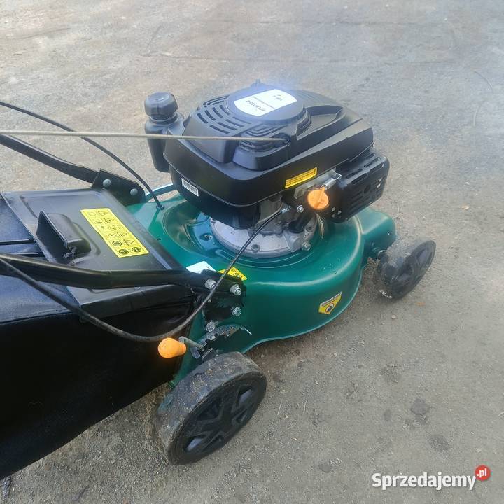 Kosiarka spalinowa z napędem