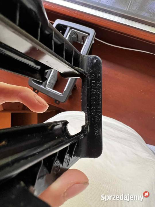 Osłona szyny fotela A2039190220 A2039192020 Warszawa sprzedam