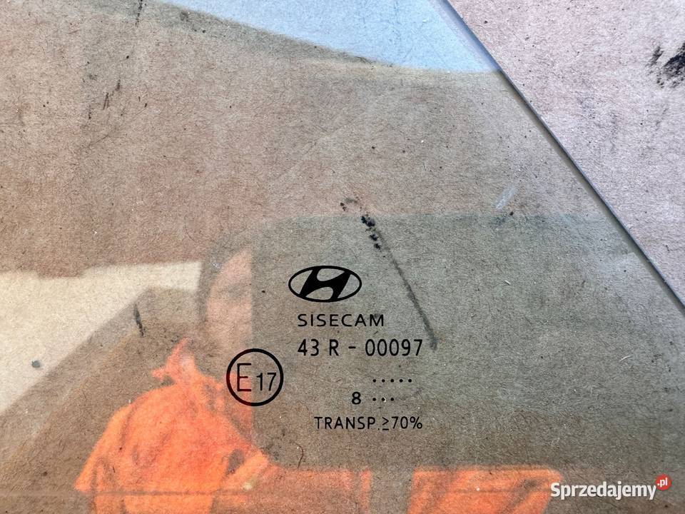 zyba trójkąt prawych przednich drzwi Hyundai i20 Brzesko