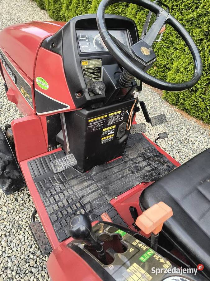 Mitsubishi mt165