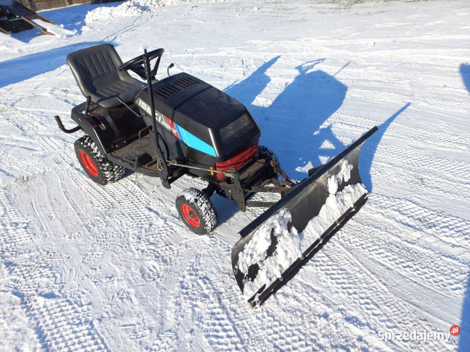 Ogdśnieżarka plug do sniegu traktorek iseki SL sprzedam