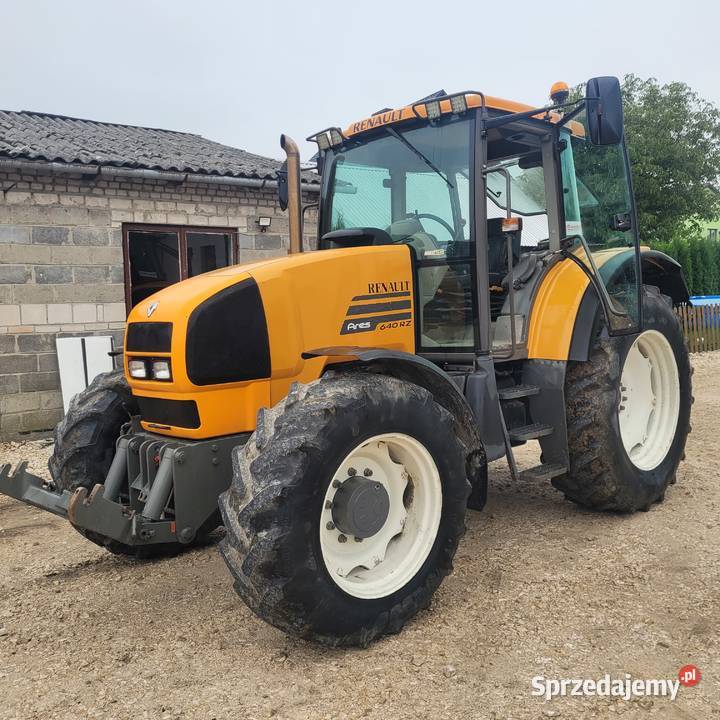 Renault Ares 640