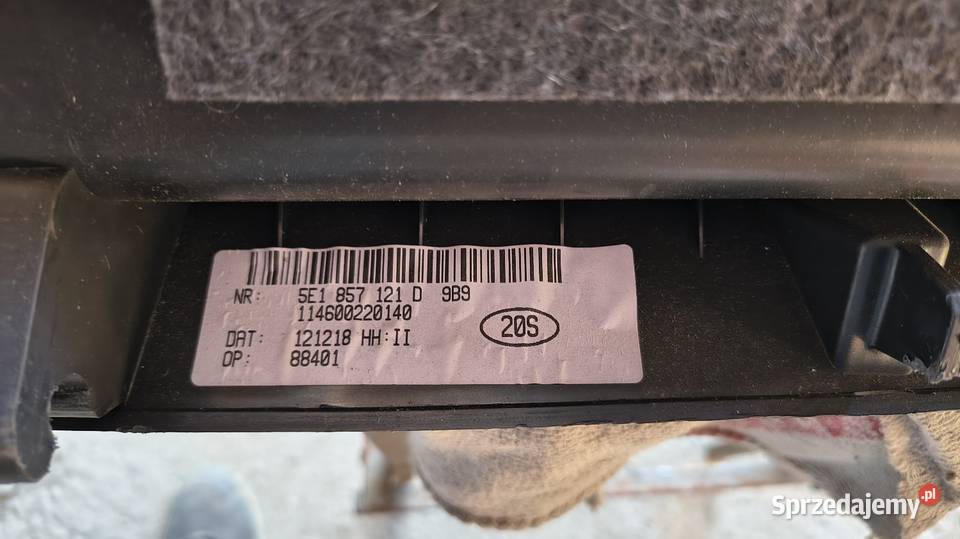 Schowek Skoda octavia 3 III 5E1857121D Bolęcin