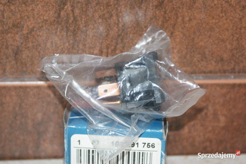 Włącznik dmuchawy wentylatora 4pin AUDI 80 90 VW mazowieckie Białobrzegi