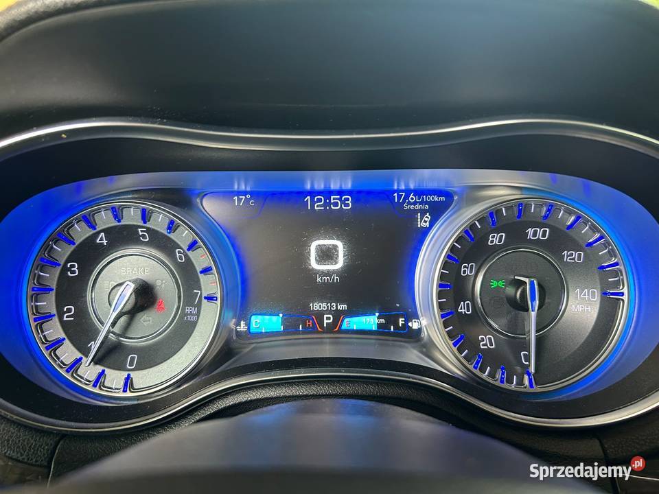 Chrysler 300c 36 v6 2017r Ostrołęka