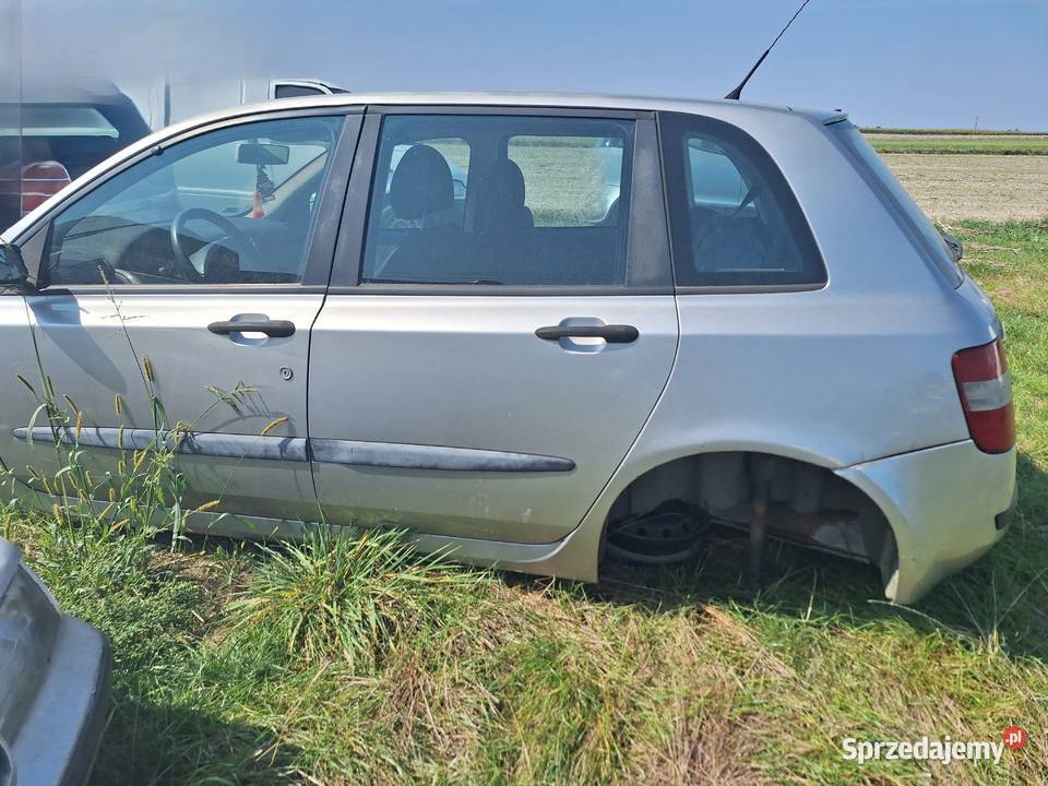 Samochód Fiat Stilo 18 B CZĘŚCI Wisznice