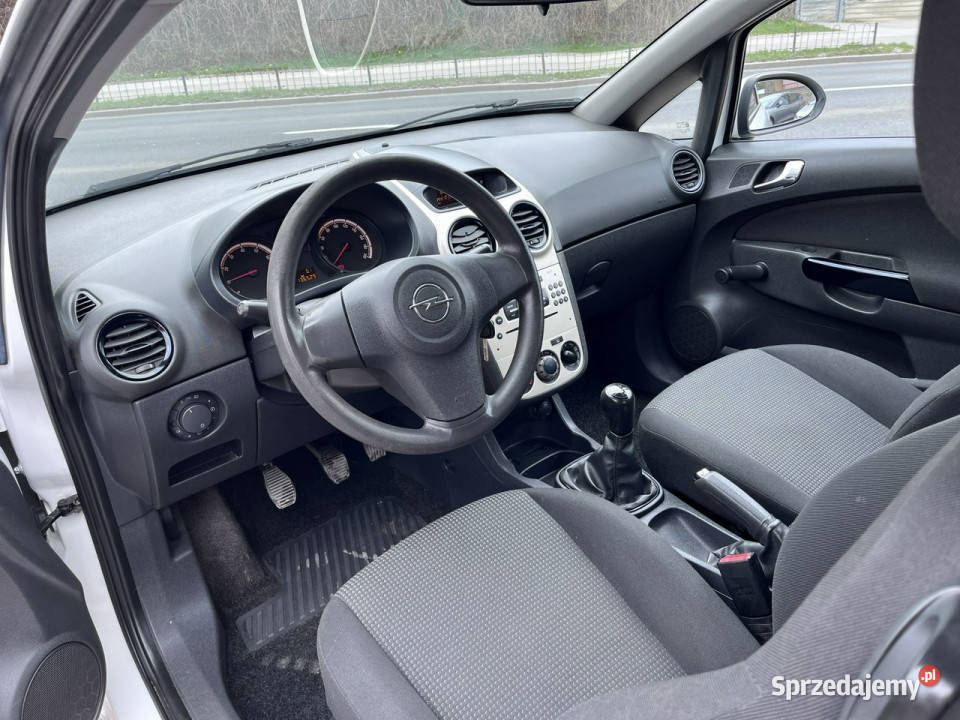 Opel Corsa 10 Z Niemiec Stan BeZ Oznak Korozji