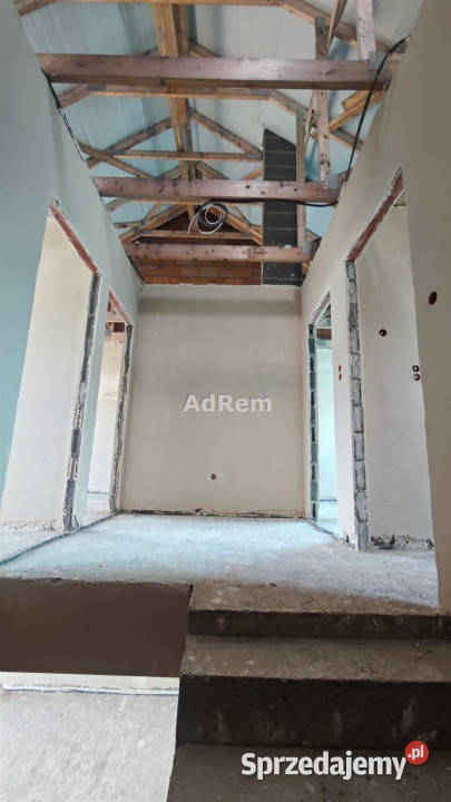 Dom bliźniak 9286 metrów Czernica sprzedam