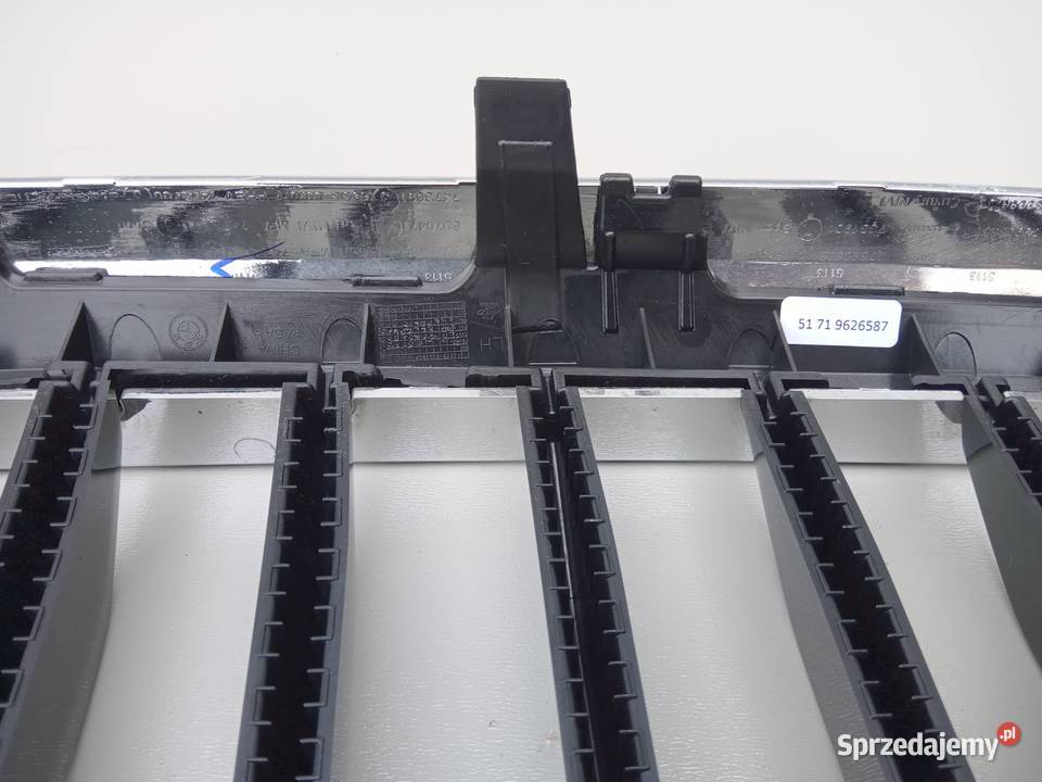 GRILL NERKA ATRAPA CHŁODNICY LEWA BMW 5 G30 G31 Nowy Tomyśl