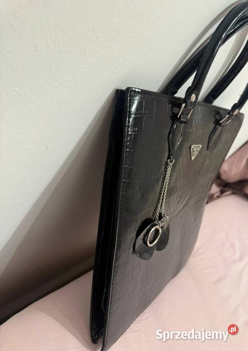 Torebka czarna lakierowana logo Prada Poznań