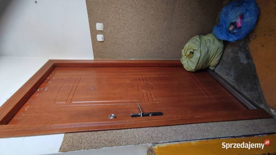 Syndyk sprzeda 13 udziału w lokalu mieszkalnym w pomorskie