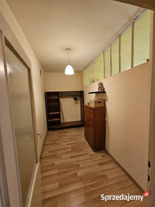 Jasna i przestronna kawalerka 37 m z widokiem na sprzedam