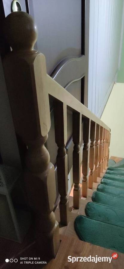 Schody dębowe zabiegowe lakierowane