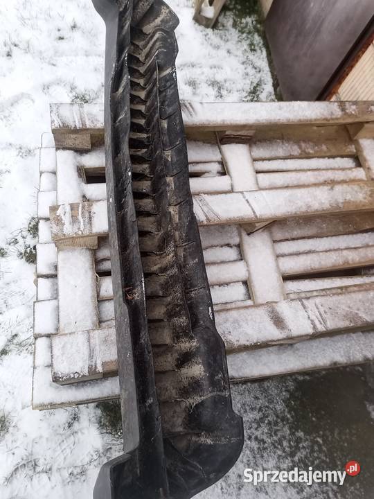 Sprzedam zderzak Borewicz przód i zderzak Golf z 1600cm3 Kozłów Biskupi