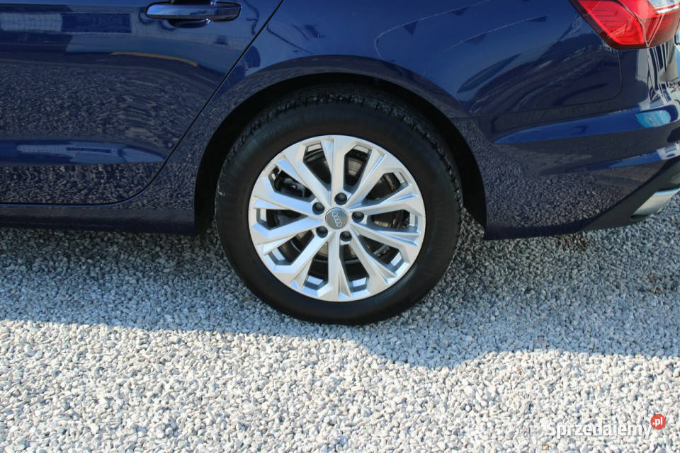 Audi A4 STronic Gwarancja Kamera Fvat Salon Warszawa