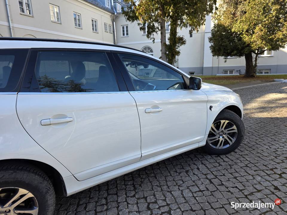 Volvo xc60 24d 4x4 134 przebieg Warszawa sprzedam