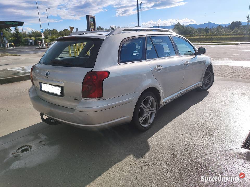 Toyota Avensis T25 20 Diesel D4D kombi 2005 Avensis Żywiec