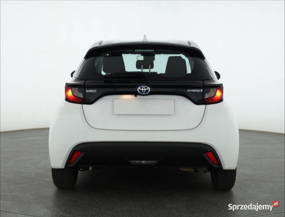 Toyota Yaris 15 VVTi Hybrid Yaris Piaseczno