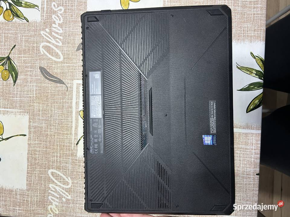 Laptop gamingowy Asus tuf gaming Wojcieszów sprzedam