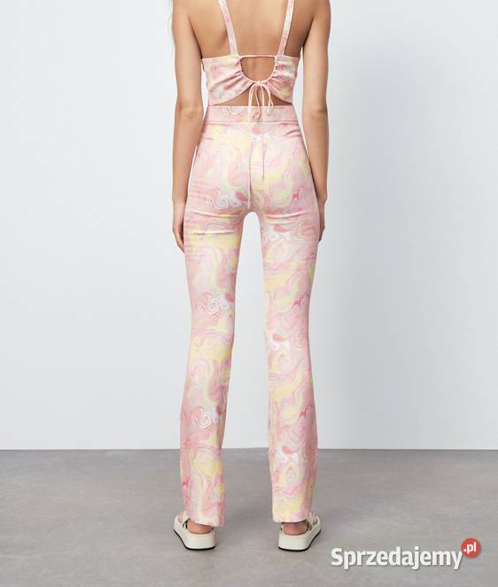 ZARA ROZKLOSZOWANE SPODNIE GETRY LEGGINSY NADRUK Zara Kalisz sprzedam