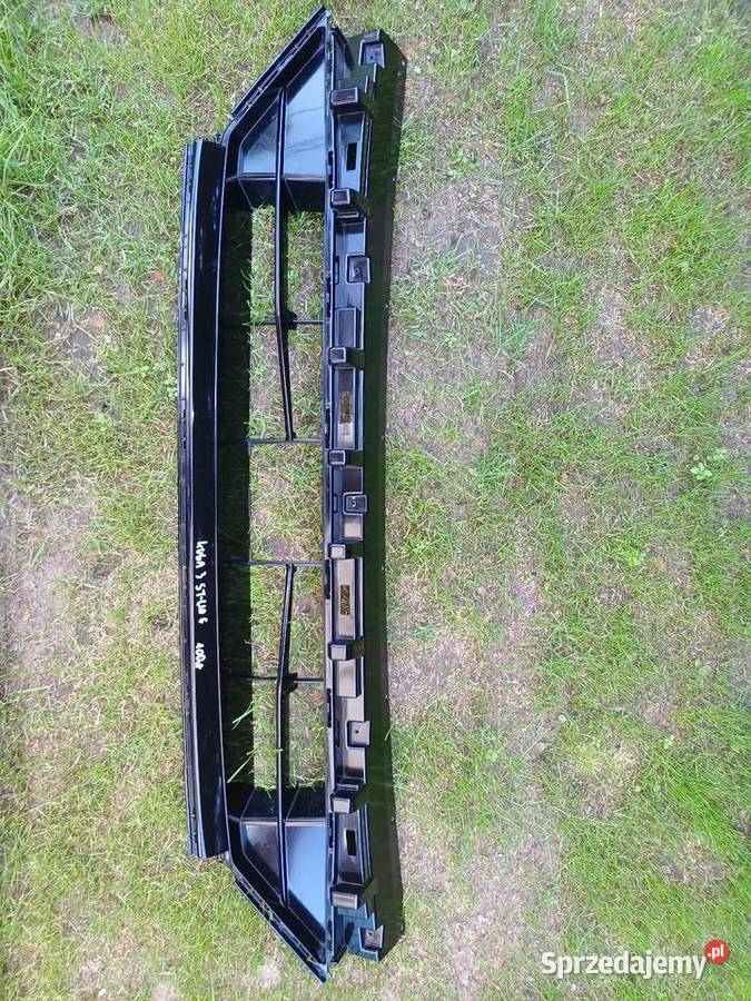 Kratka zderzaka grill Ford Kuga mk3 Zderzaki Orzech