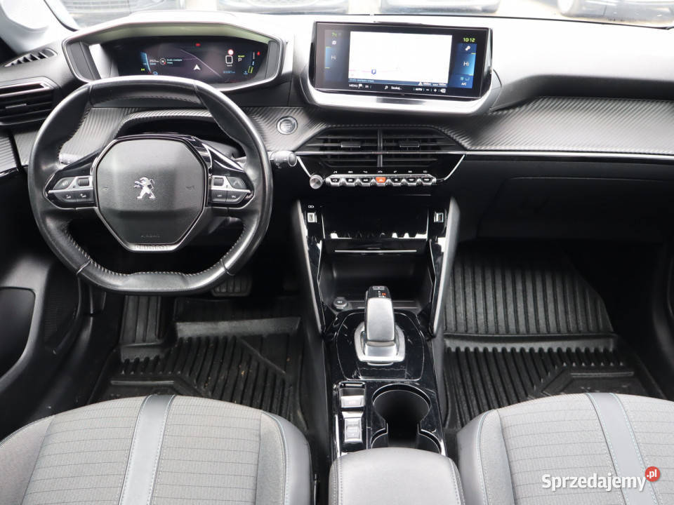 Peugeot e208 50 kWh elektryczne szyby 208 sprzedam