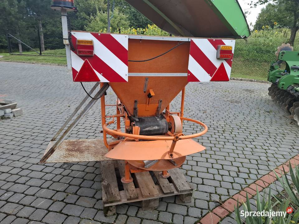 ROZIEWACZ NAWOZÓW MOTYL 600 nieuszkodzony Wadowice