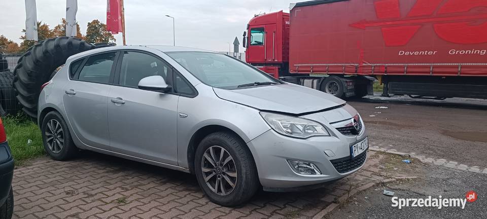 Opel Astra J Środa Wielkopolska