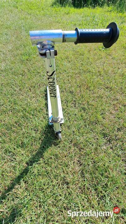 Hulajnoga składana Scooter uszkodzona